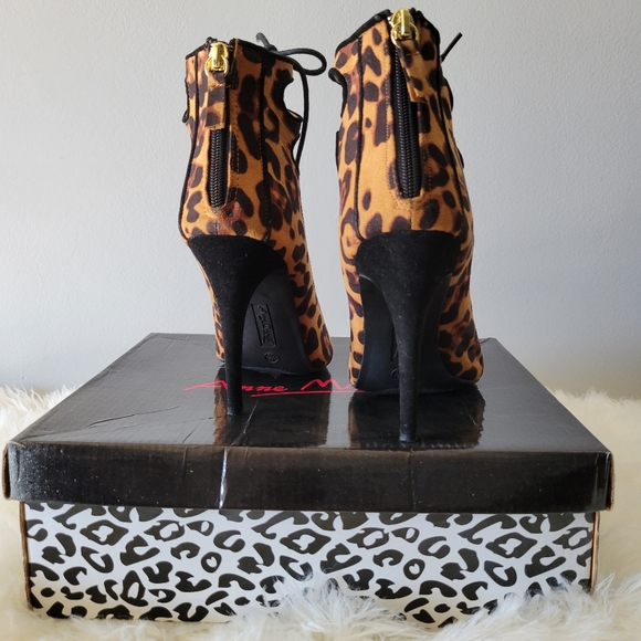 Anne Michelle Leopard Lace up Heels (Sz 8) - Picture 6 of 6